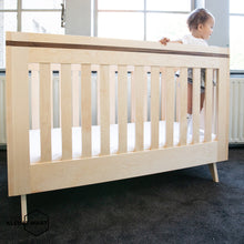 Afbeelding in Gallery-weergave laden, Ledikant esdoornhout (special)