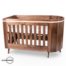 Afbeelding in Gallery-weergave laden, Ledikant notenhout (special)